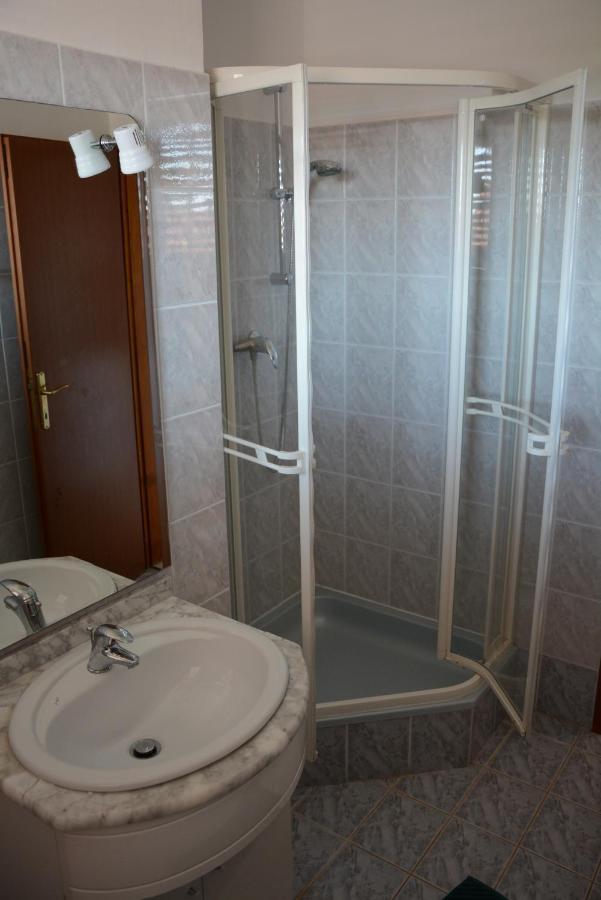 Villa Vienna Novigrad  ภายนอก รูปภาพ